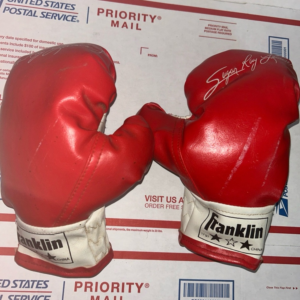 One 2 Vintage Franklin Sugar Ray Leonard Boxing Gloves Signed Printed Youth Size
